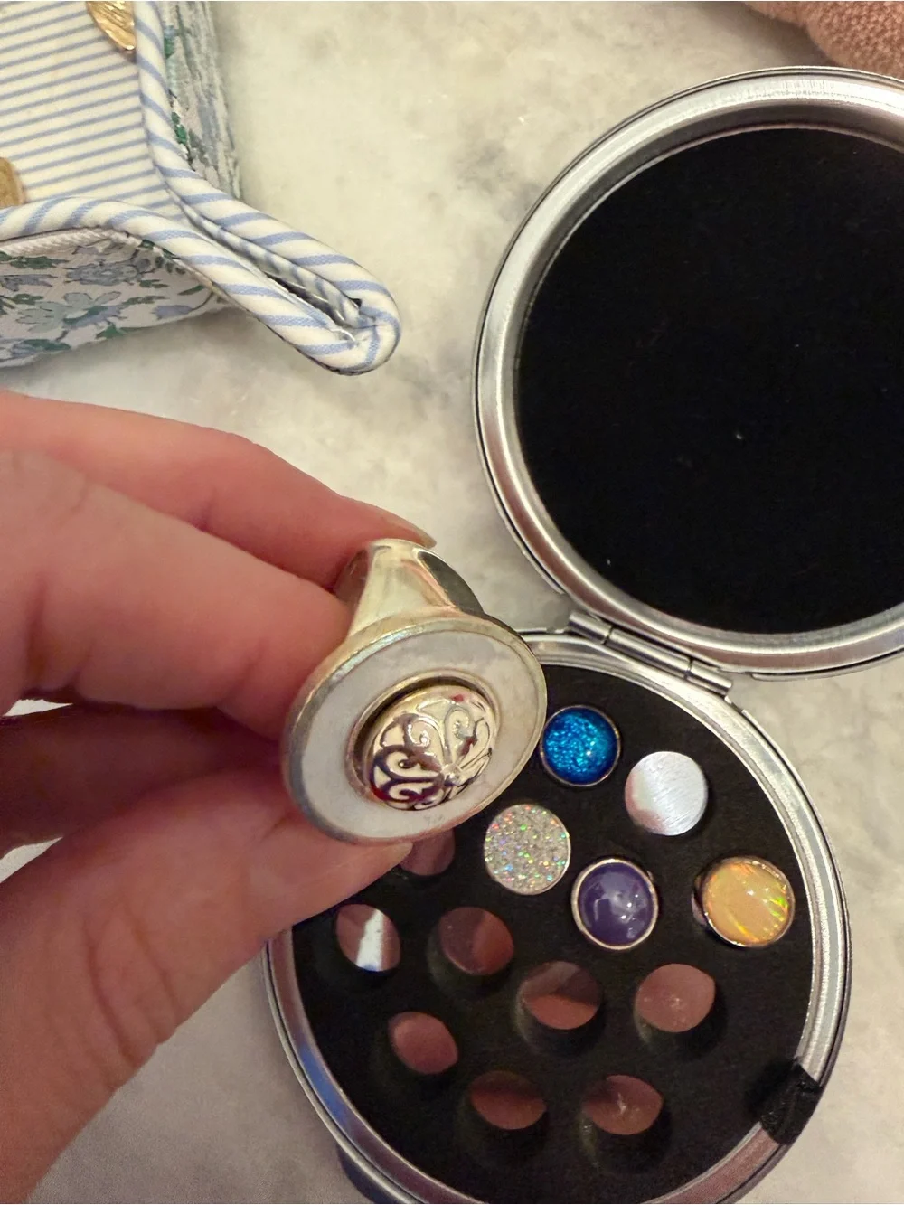 Kameleon Interchangeable Snap Jewelry Set - Multicolor Cabochons - Picture 2 of 3